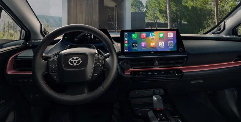 Écran tactile multimédia de 12,3 po de la Prius Prime XSE Premium